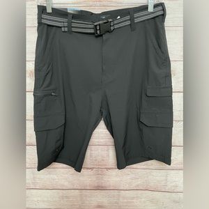 NWT Iron Co Men's Sz 32 Belted Stretch Performance Hybrid Cargo Black Shorts